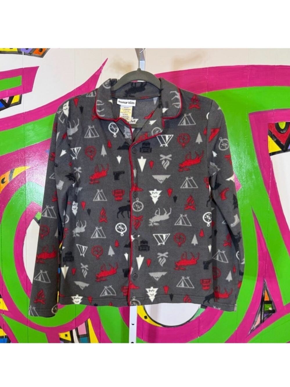 Komar Kids, Gray Patterned Pajama Top Size XL (14-16). Excellent condition!